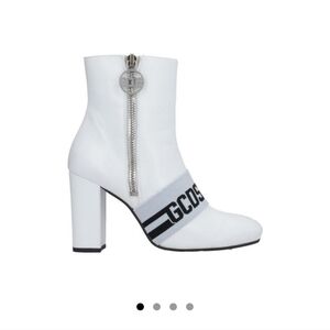 GCDS boots